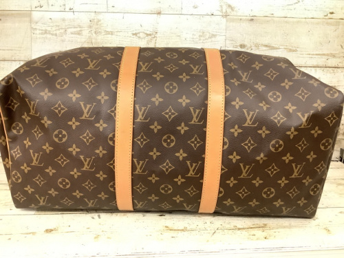 ルイヴィトンのトラベルバッグ