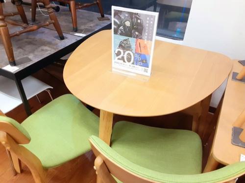 家具のダイニングセット