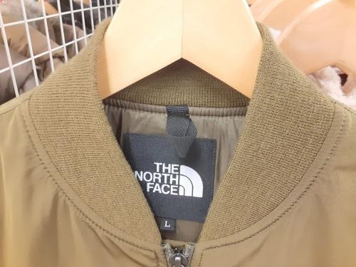 ジャケットのTHE NORTH FACE