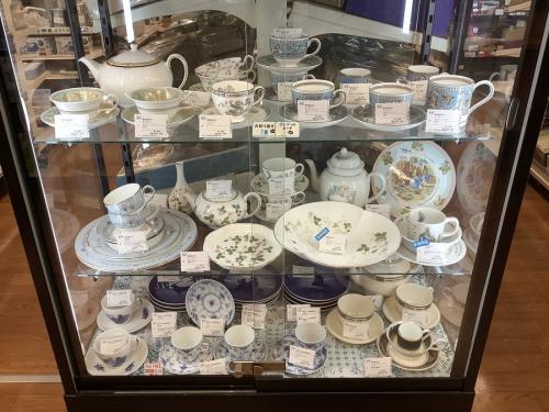 グラスの洋食器