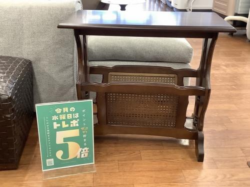 収納家具のラック
