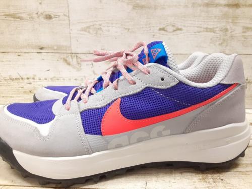 スニーカーのNIKE