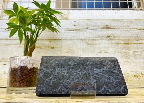 ブランド・ラグジュアリーのLOUIS VUITTON