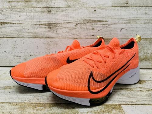 スニーカーのNIKE