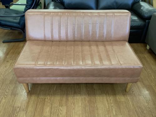 中古家具のブラウン