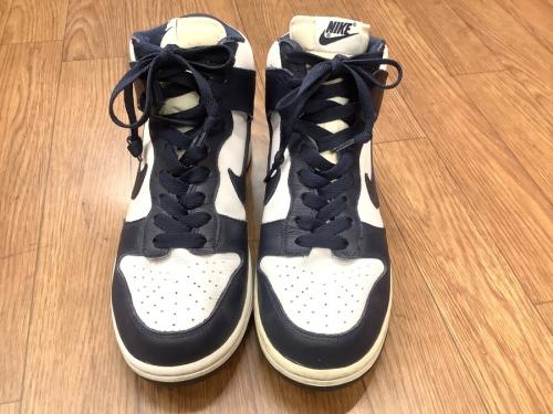 スニーカーのNIKE