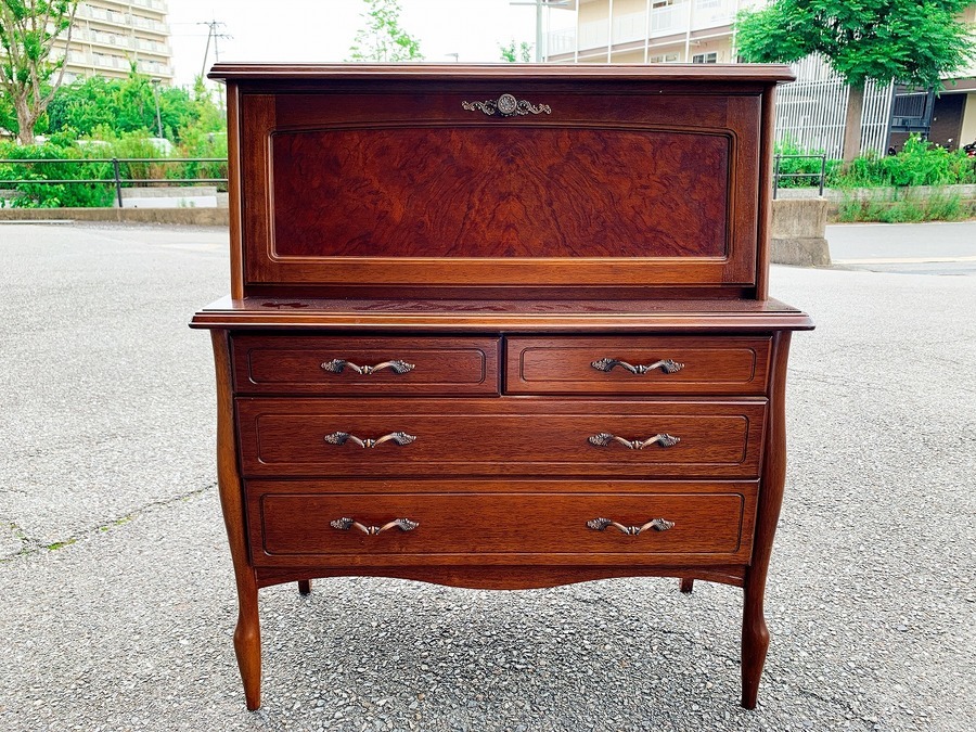 クラシック西洋家具セット　京都市引き取り 地域最大級中古家具！！】アンティーク家具をご自宅へいかがですか