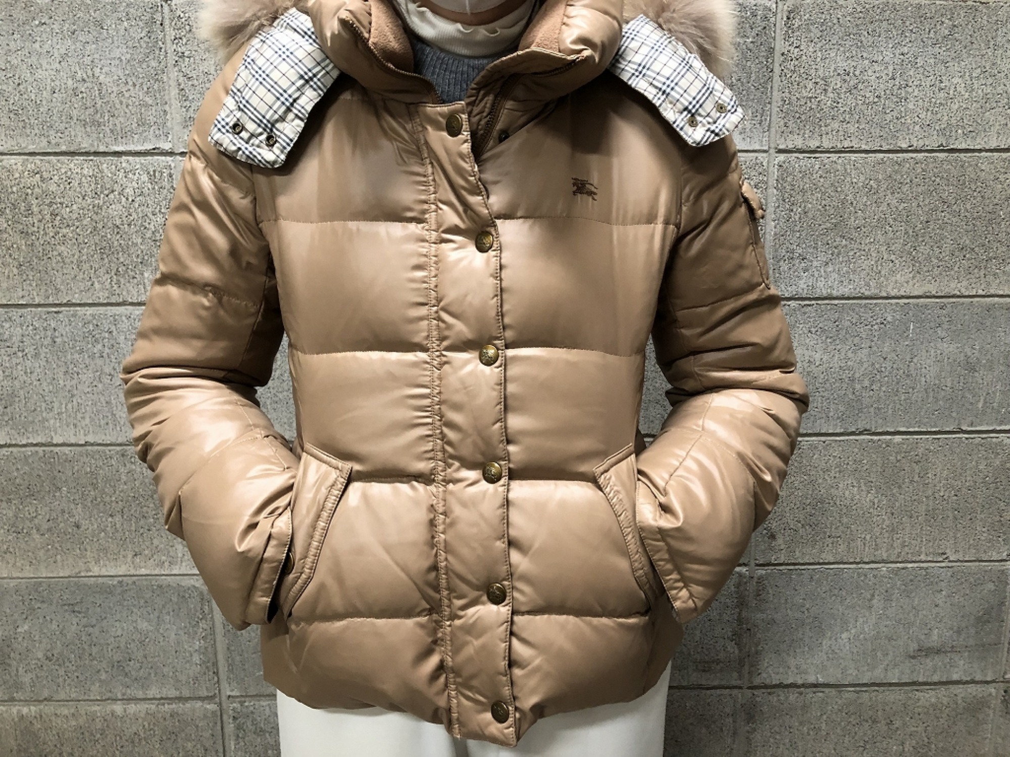 BURBERRY BLUE LABEL（バーバリーブルーレーベル）ダウンジャケットの