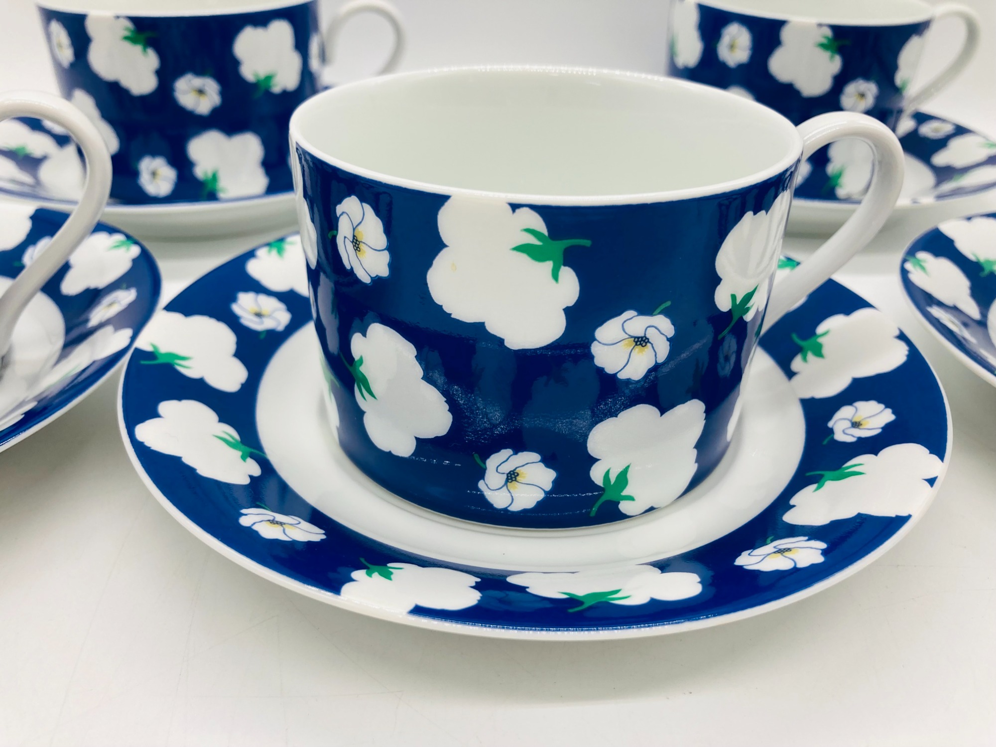 最新入荷情報。Tiffany & Co.（ティファニー）の100周年限定食器のご