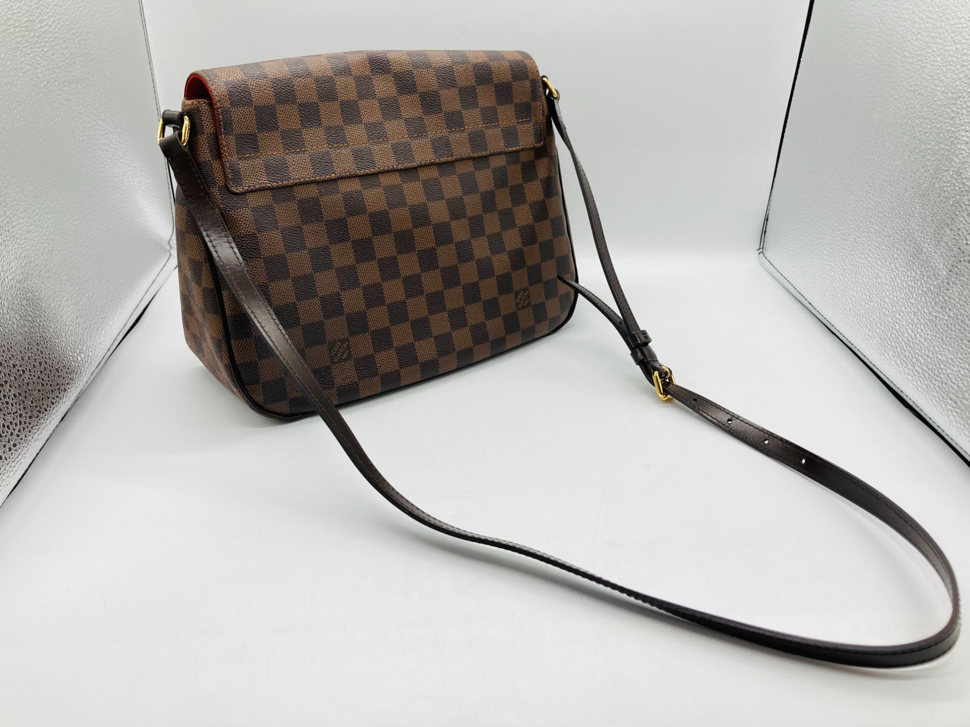 只今､買取強化中。LOUIS VUITTON（ルイ ヴィトン）のショルダー