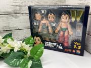 レア商品！！！】 ビリケン商会 鉄腕アトム 45㎝フィギュア 入荷しま