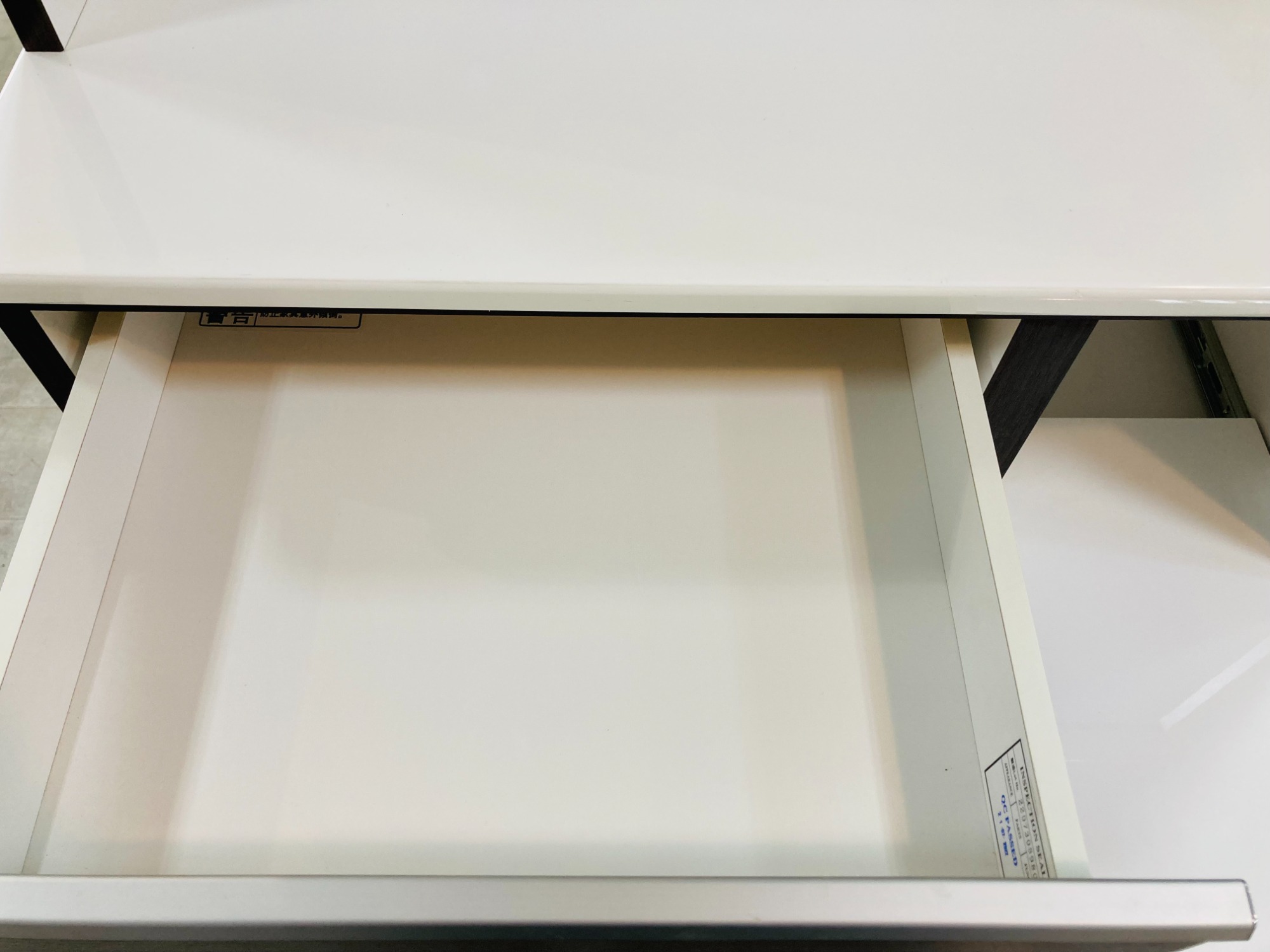 家具買取強化中】ニトリの2枚扉レンジボードをご紹介します。｜2025年