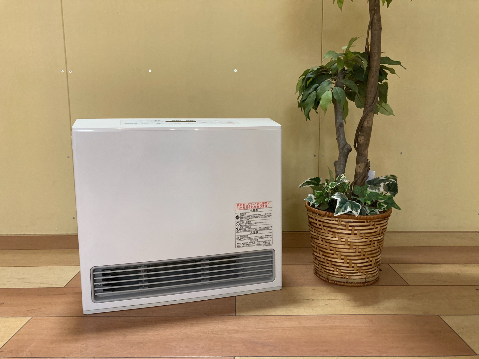 暖房家電買取強化中】Rinnai(リンナイ)の都市ガスファンヒーター