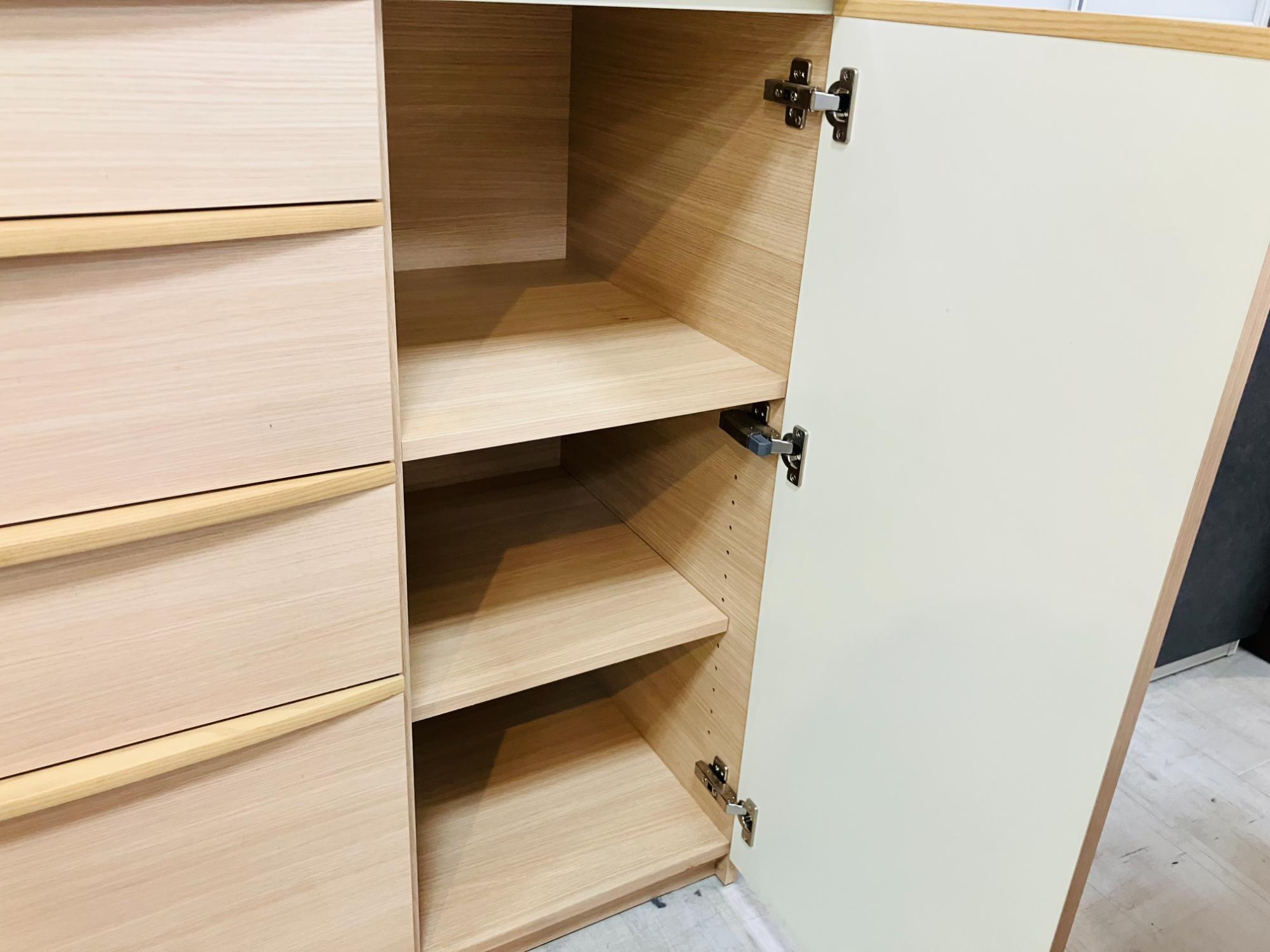 様々な家具取り揃えております】Pammounaのレンジボードのご紹介です