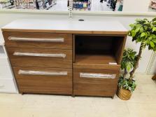 【様々な家具取り揃えております】karimokuのキッチンボードのご紹介です。