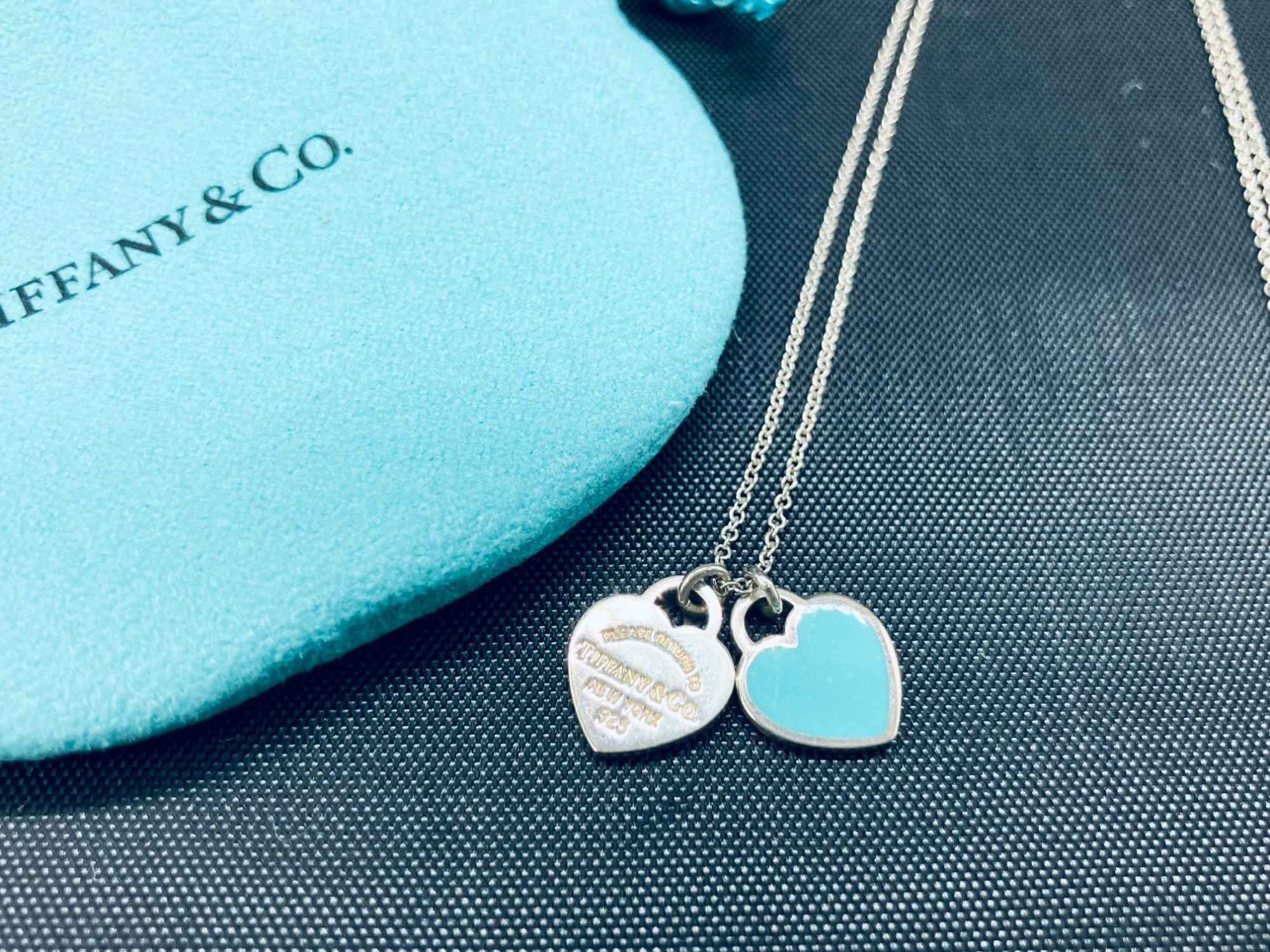 Tiffany & Co.】ダブルハートプレートネックレスをご紹介します