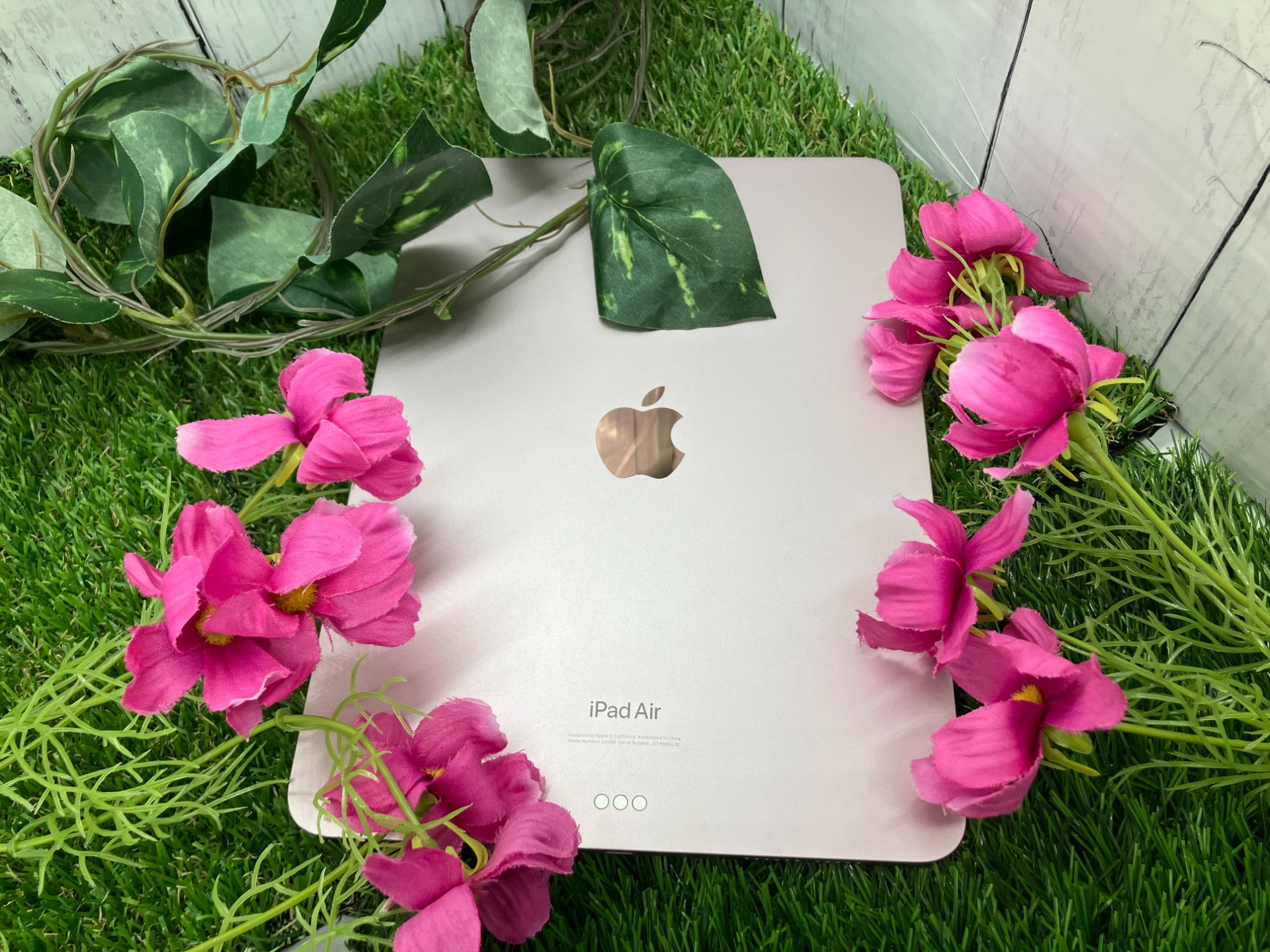 Apple / アップル】iPad Air(第5世代) MM9D3J/A｜中古でも人気の10.9