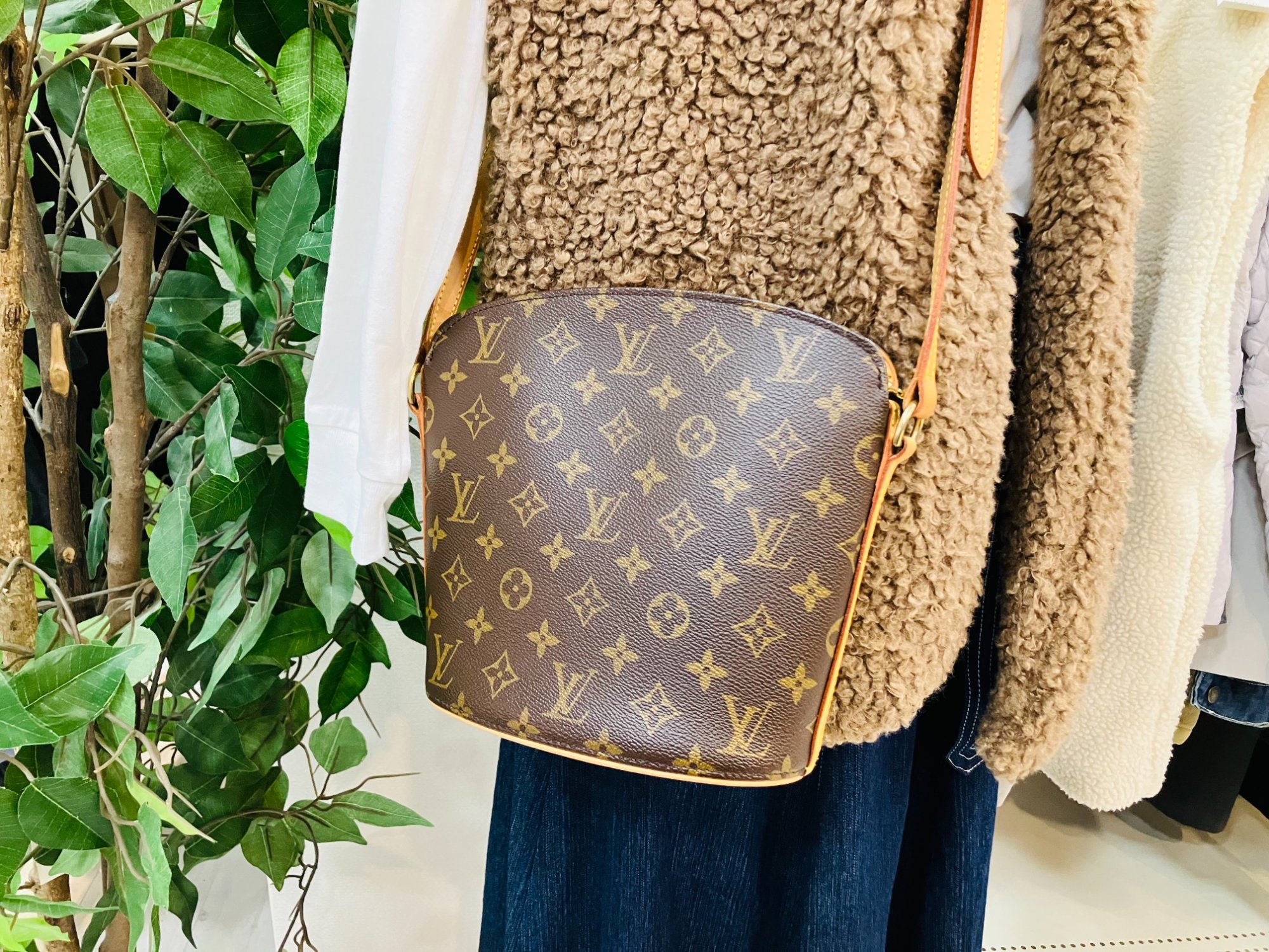 ルイヴィトン　モノグラムドルーオ　ショルダーバッグ Louis Vuitton / ルイヴィトン】モノグラム ショルダーバッグ ドルーオ