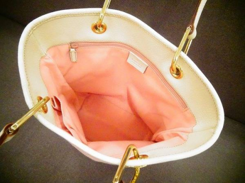 コーチ（COACH）の関西
