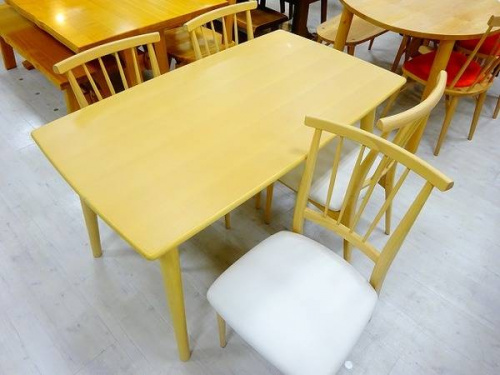 家具・インテリアのダイニング