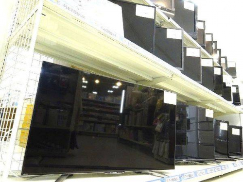 デジタル家電の液晶テレビ