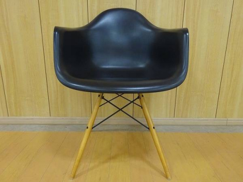 Vitraのシェルチェア