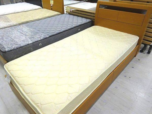 家具・インテリアのベッド