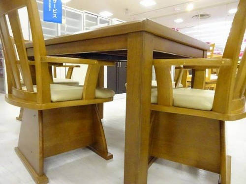 ダイニングセットの中古家具 京都