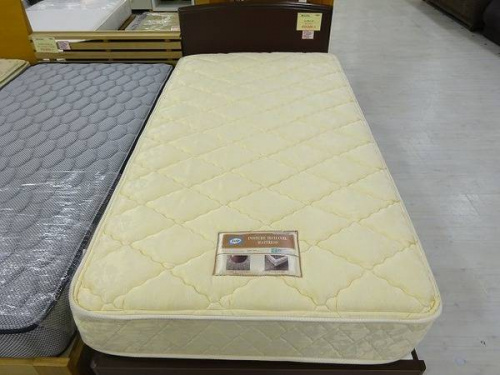 ベッドの中古家具