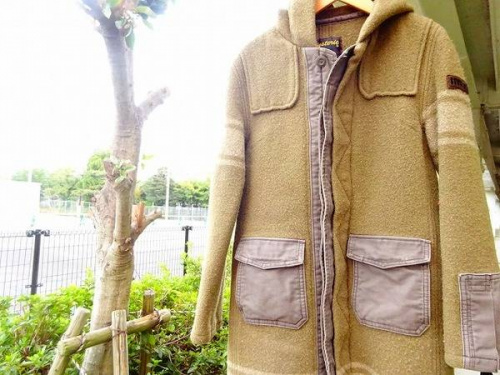 レディースファッションのジャケット