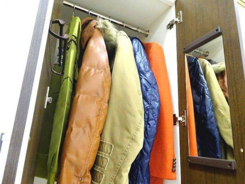 家具・インテリアのワードローブ