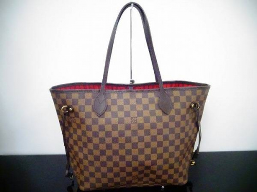 LOUIS VITTONのバッグ