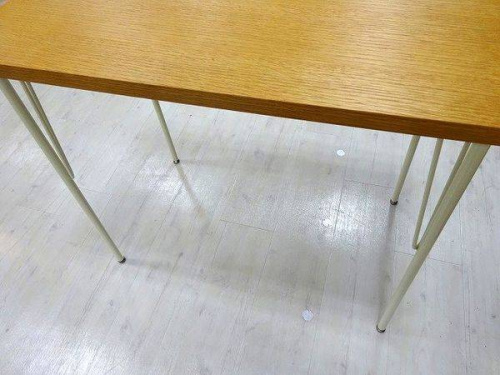 テーブルの中古家具