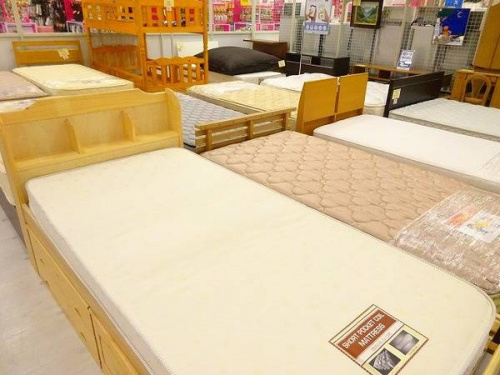 中古ﾍﾞｯﾄﾞ販売　京都の中古家具販売　京都