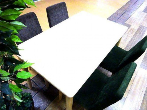 ﾀﾞｲﾆﾝｸﾞﾃｰﾌﾞﾙ　中古　京都の中古家具　京都