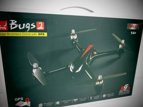 ホビー ドローン のBUGS MJX