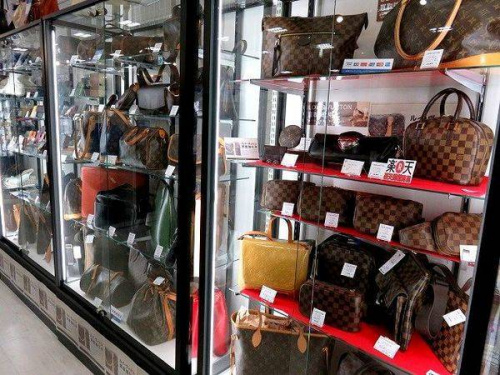 ブランドアイテム　多数　京都