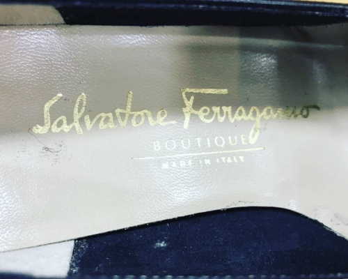 靴 Salvatore Ferragamo リボンパンプスの買取 京都