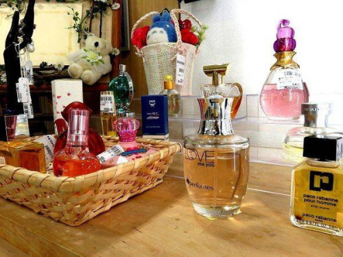 香水　中古　販売の香水　買取　京都