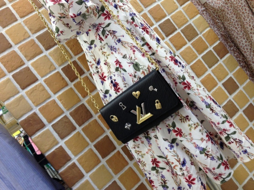 LOUIS VUITTON 買取強化 宇治