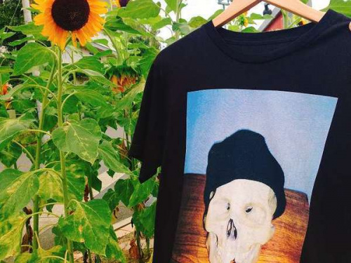 夏服　販売のメンズ　Tシャツ