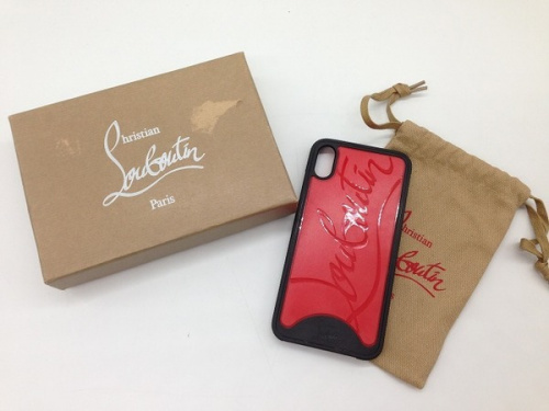 Louboutin 宇治のiphoneケース 買取 宇治