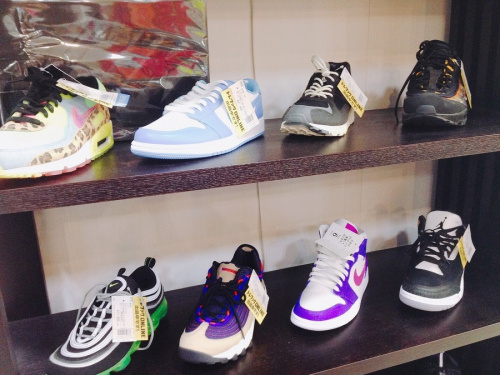スニーカー 買取 京都のNIKE 買取
