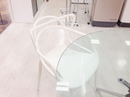 家具のKartell　イス