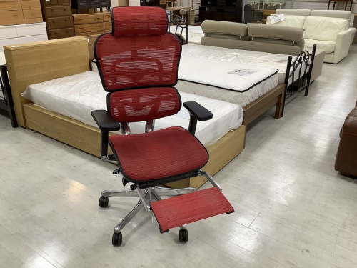 オットマンのフッドレスト