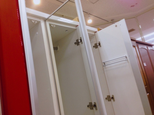 ミラー付きの中古家具