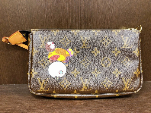 ルイヴィトンのポシェット