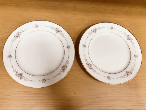 ノリタケのカップ&ソーサー