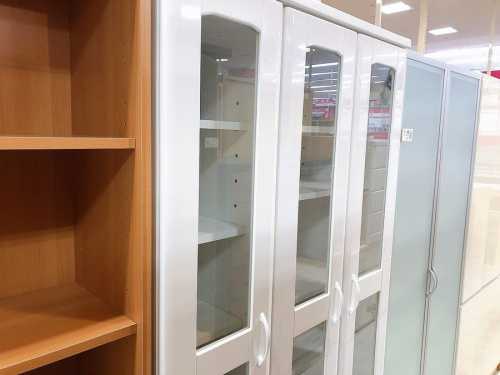 本棚の収納家具