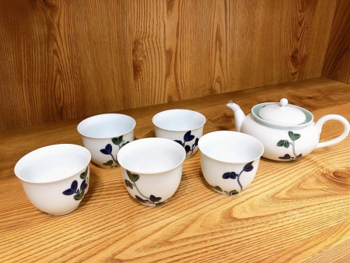 和食器の深川製磁